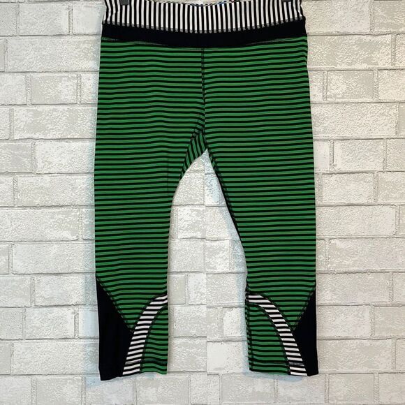 Lululemon Seawheeze 2015 Run Inspire Crops 10 - Picture 1 of 6